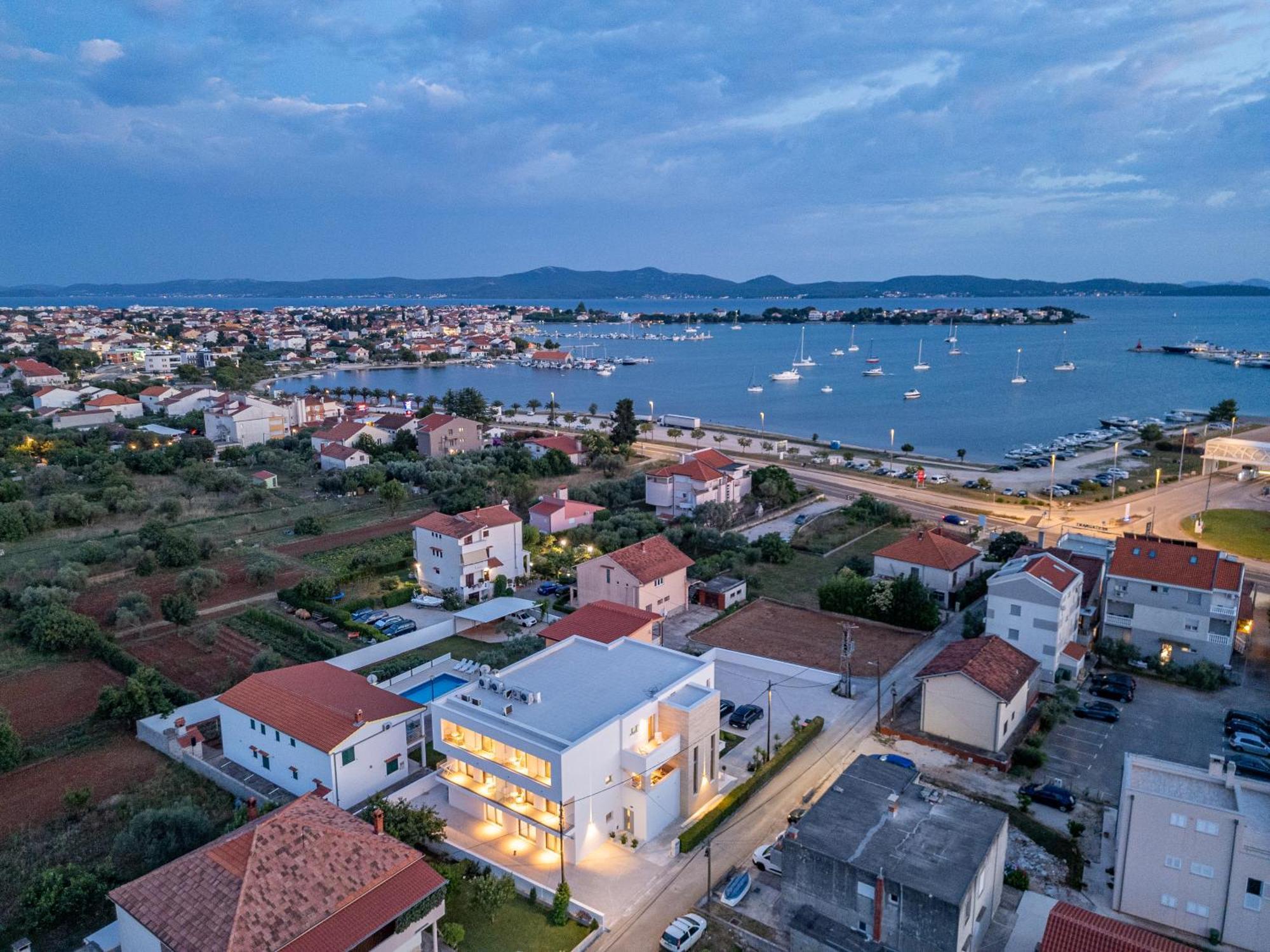 Rooms & Apartments Niko Sukošan Exterior foto