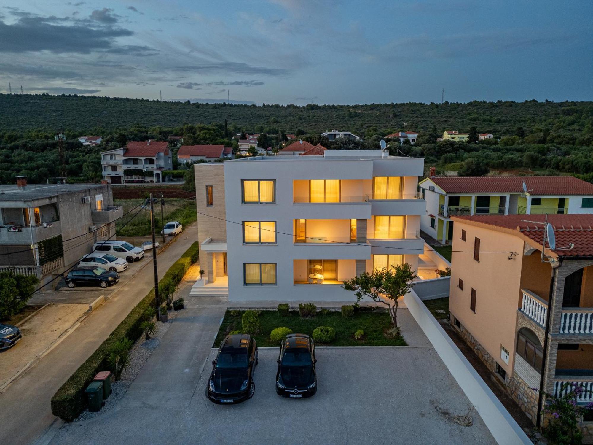 Rooms & Apartments Niko Sukošan Exterior foto